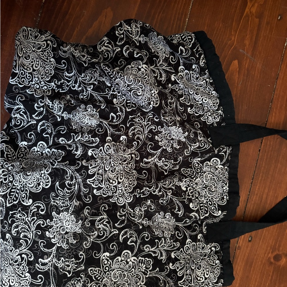Black and White Floral Tote Bag